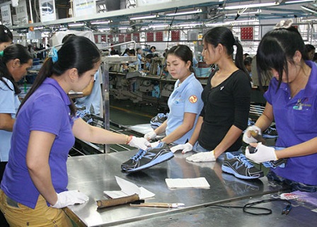 noi buon giay vn 0 - Nỗi buồn giày Việt: Nhập 90% nguyên phụ liệu, xuất xong tiền vào túi ông chủ Đài Loan, Hàn Quốc