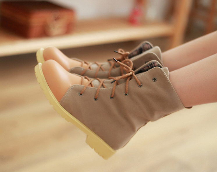 boot vnxk - Mách bạn gái cách chọn giày boot đúng cách