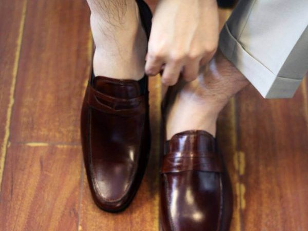 cach chon giay phu hop voi chan 1 600x705 600x450 - Chia sẻ kinh nghiệm về cách chọn giày phù hợp với chân