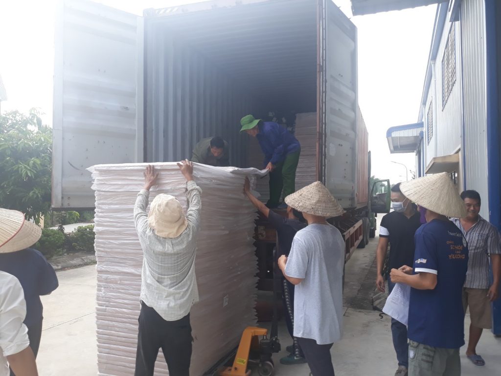 Vật tư da giày Vân Hà đón nhận đơn đặt hàng - vật tư phụ kiện ngành da giày ngày 13/8/2019 Vật tư da giày Vân Hà đón nhận đơn đặt hàng vật tư phụ kiện ngành da giày 3 1024x768 - Vật tư da giày Vân Hà đón nhận đơn đặt hàng - vật tư phụ kiện ngành da giày ngày 13/8/2019