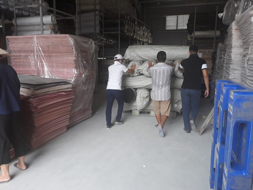 Vật tư da giày Vân Hà đón nhận đơn đặt hàng - vật tư phụ kiện ngành da giày ngày 13/8/2019 Vật tư da giày Vân Hà đón nhận đơn đặt hàng vật tư phụ kiện ngành da giày 4 1024x768 - Vật tư da giày Vân Hà đón nhận đơn đặt hàng - vật tư phụ kiện ngành da giày ngày 13/8/2019