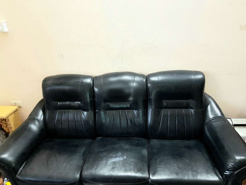 sofa đen 4 - Dòng sít sofa cao cấp chịu nước