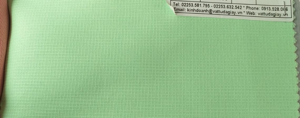 vải kẻ vuông xanh huỳnh quang mã v150 1140x450 - Vải kẻ vuông xanh huỳnh quang mã V150